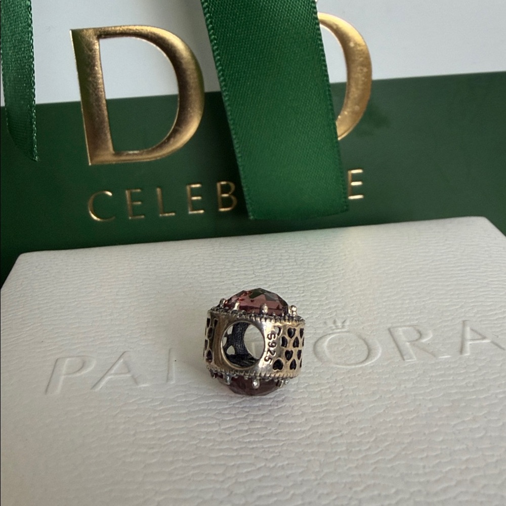 Pandora Silver And Pink Radiant Hearts Charm With Bevel Set CZ’s RETIRED - Picture 3 of 5